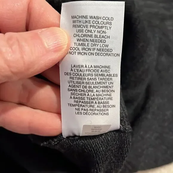 Champion Men's Sweatshirt Size medium in Black - Picture 8 of 8